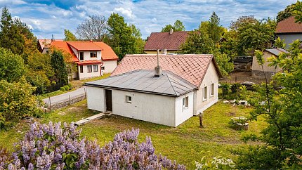 Prodej domu rodinný 80 m² pozemek 559 m², Dědová