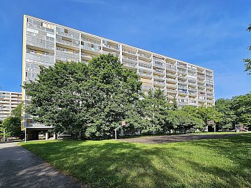 Pronájem bytu 3+1 70 m², Valčíkova, Pardubice-Polabiny